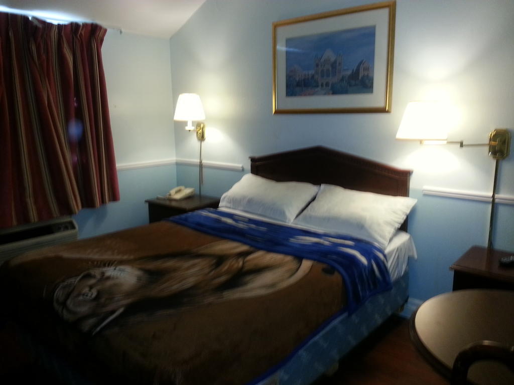 تورونتو Queensway Motel الغرفة الصورة