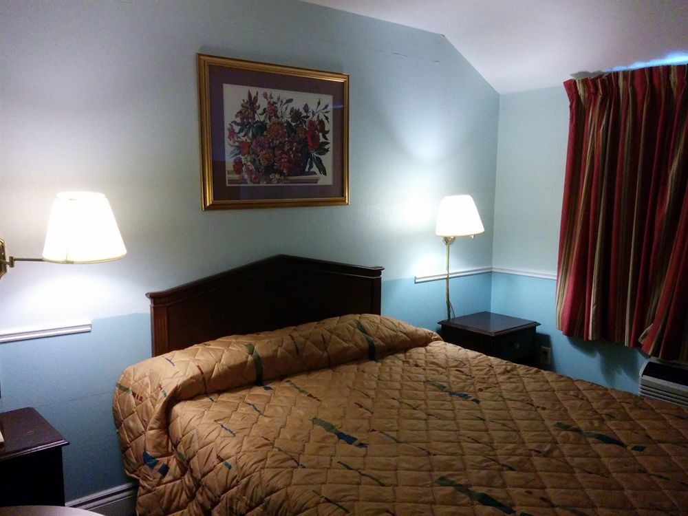 تورونتو Queensway Motel المظهر الخارجي الصورة