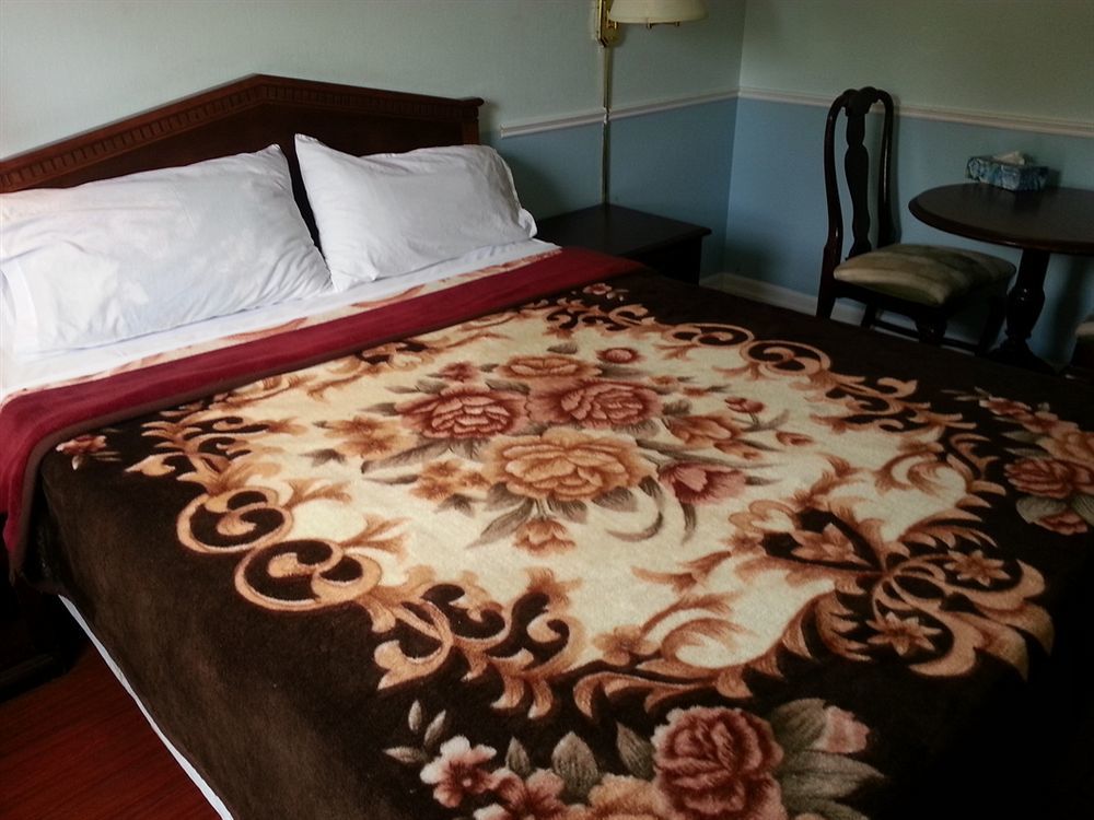 تورونتو Queensway Motel المظهر الخارجي الصورة